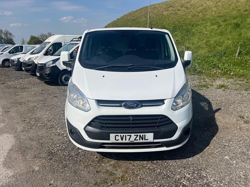 Usado Ford Transit Custom Limited 130 HP (95 kW) 2017 Branco Van