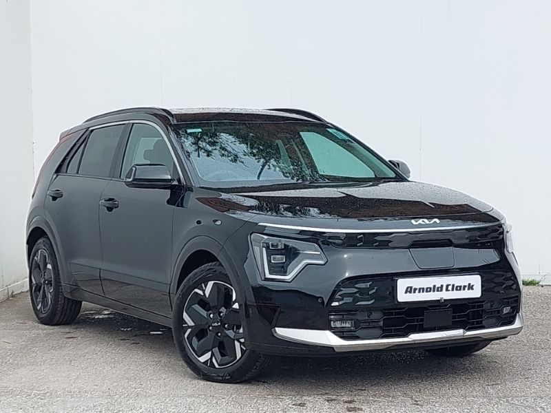 Black New 2025 Kia e-Niro 4 SUV | £33,498 (Expensive) - Image 1/4