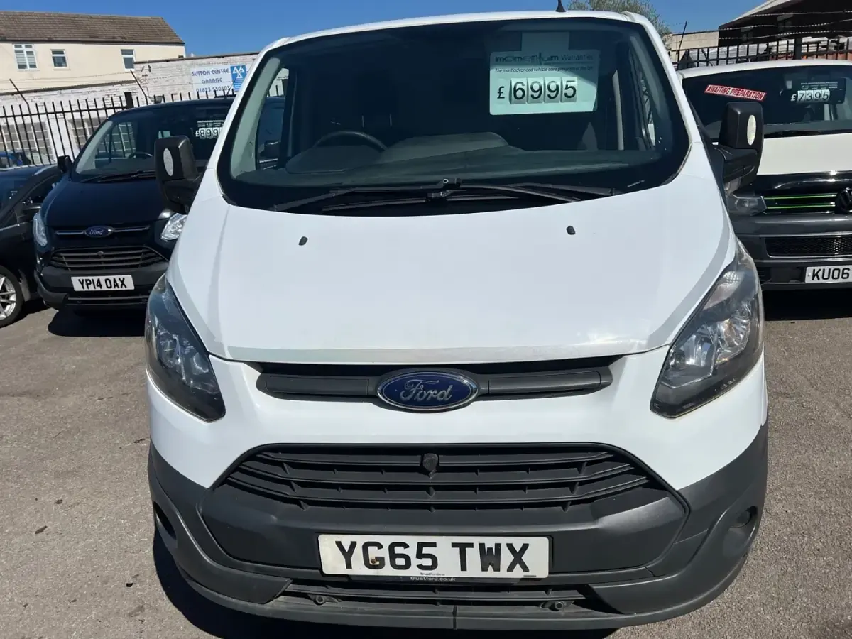 Begagnad Ford Transit Custom 100 HK (73 kW) 2016 Vit Van