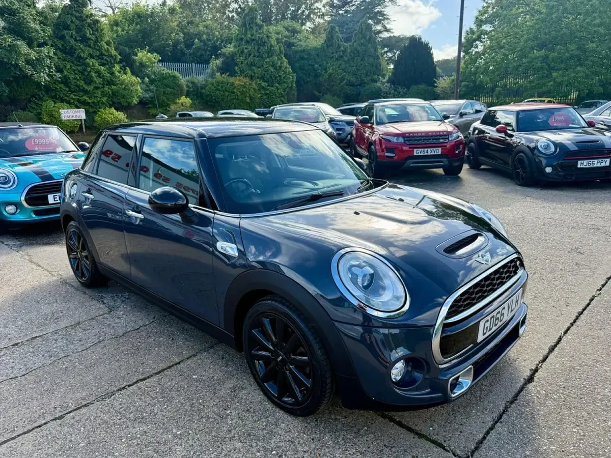 Used Mini Cooper S Hatch 170 HP (125 kW) 2016 Grey Hatchback