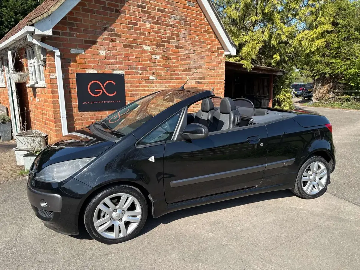 Used Mitsubishi Colt 150 HP (110 kW) 2006 Black Cabriolet