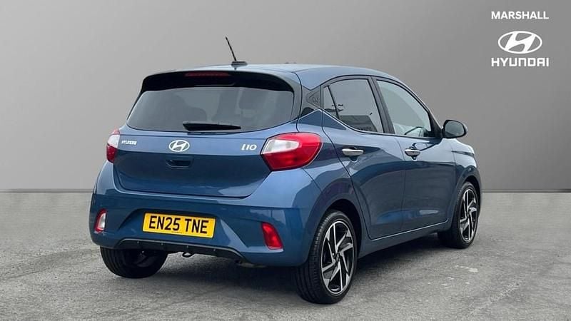 Used Hyundai i10 Premium 79 HP (58 kW) 2025 Blue Hatchback