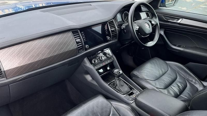 Used Skoda Kodiaq SE L Executive 150 HP (110 kW) 2022 Race blue SUV