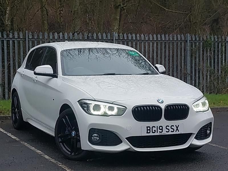 Used BMW 120 Efficient Dynamics 184 HP (135 kW) 2019 White Hatchback