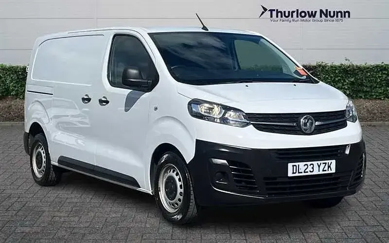 Used Vauxhall Vivaro S 101 HP (74 kW) 2023 MPV