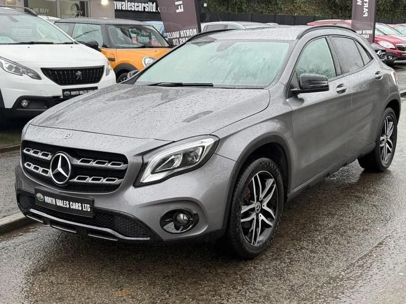 Used Mercedes GLA180 Urban 122 HP (89 kW) 2018 Grey SUV