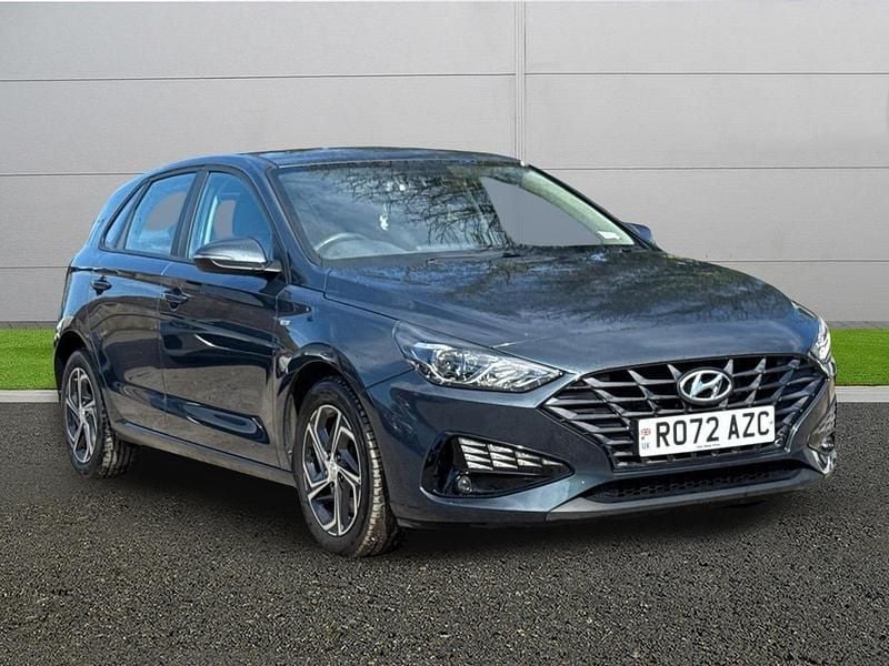 Used Hyundai i30 SE 120 HP (88 kW) 2022 Blue Hatchback