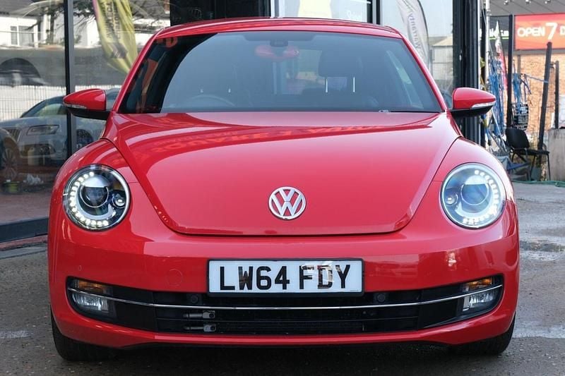 Used VW Beetle Design 105 HP (77 kW) 2026 Red Hatchback