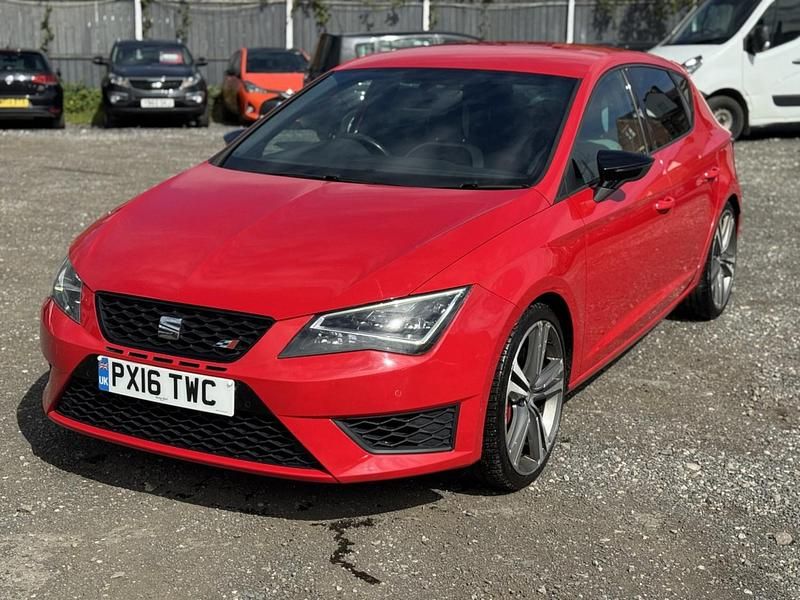 Used Seat Leon Cupra 290 290 HP (213 kW) 2016 Red Hatchback