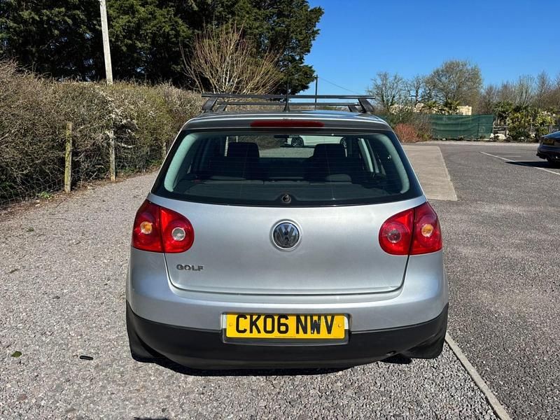 Usado VW Golf IV S 2006 Prateado Citadino