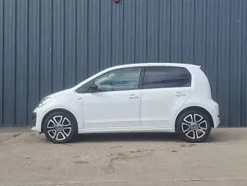 Used VW up! R-line 65 HP (47 kW) 2023 White Hatchback