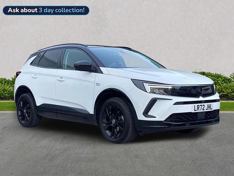 White Used 2022 Vauxhall Grandland X GS Line SUV | £16,557 (Fair price) - Image 1/4