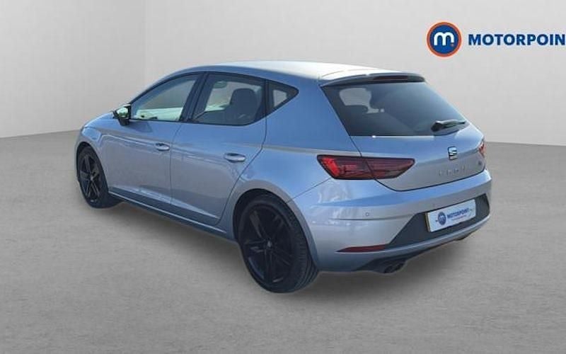 Used Seat Leon FR 190 HP (139 kW) 2019 Silver Hatchback