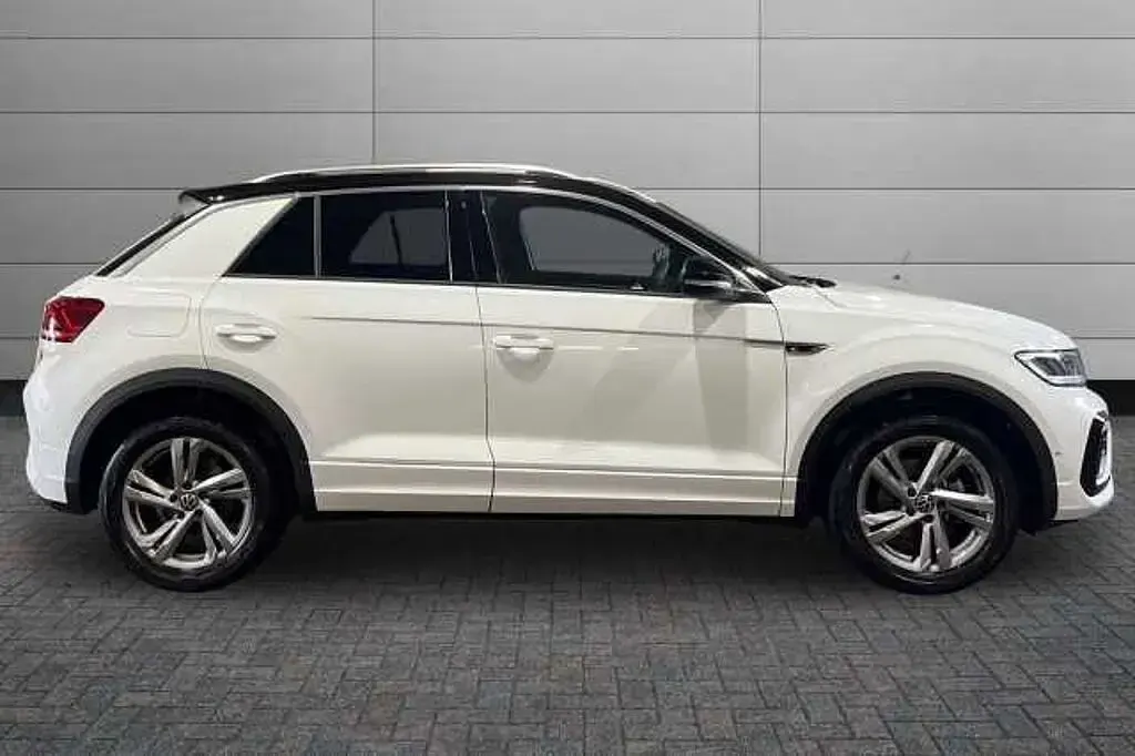 Used VW T-Roc 148 HP (108 kW) 2025 SUV