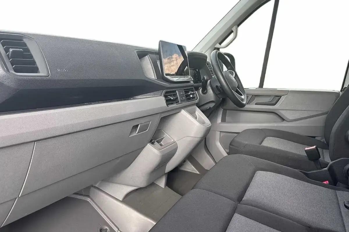 Used VW Crafter 140 HP (102 kW) 2026 Ascot grey Van