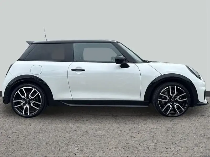 Used Mini Cooper S Hatch 201 HP (147 kW) 2025 White Hatchback