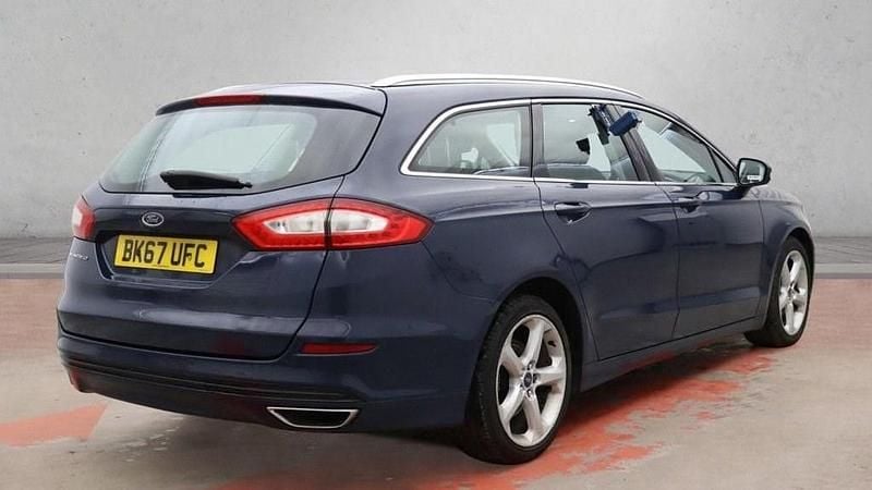 Used Ford Mondeo Titanium 180 HP (132 kW) 2017 Blue Estate