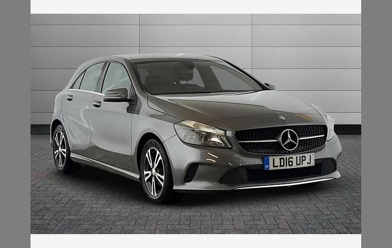 Grey Used 2016 Mercedes A180 SE Hatchback | £9,450 (Fair price) - Image 1/4