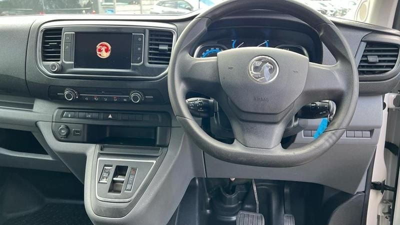 White Used 2022 Vauxhall Vivaro Van | £11,990 (Super price) - Image 1/4