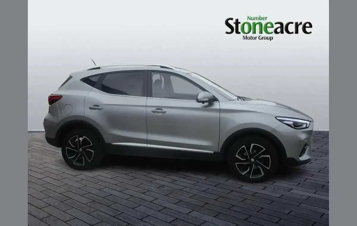 Used MG ZS Exclusive 111 HP (81 kW) 2024 Silver SUV