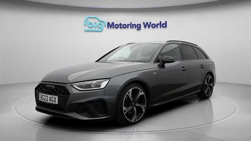 Used Audi A4 Black Edition 148 HP (108 kW) 2022 Grey Estate