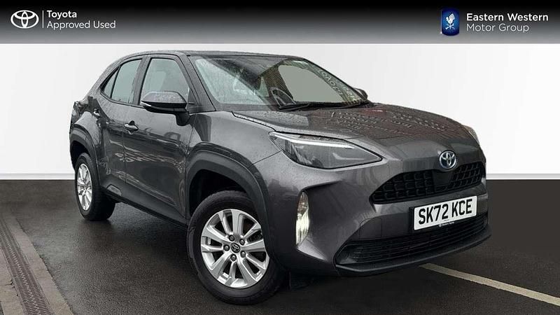 Grey Used 2022 Toyota Yaris Cross SUV | £18,799 (Good price) - Image 1/4