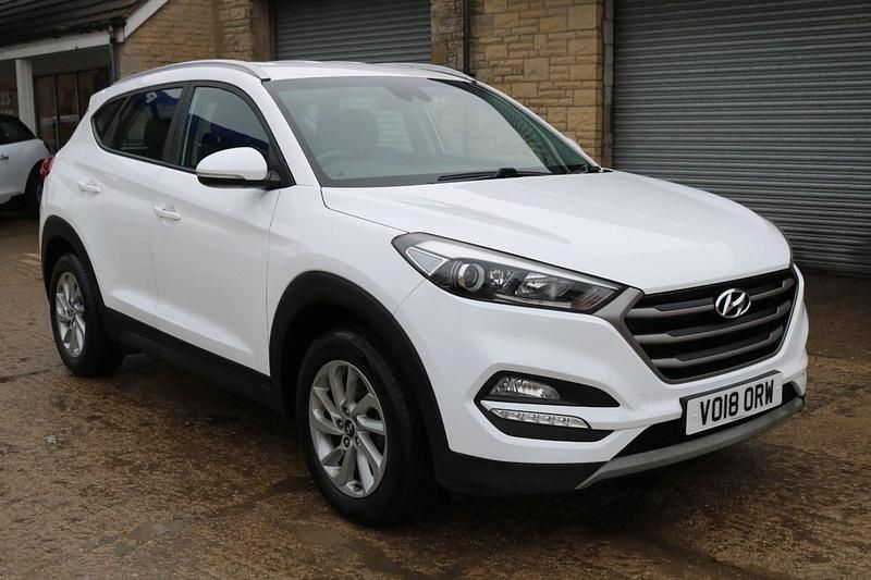 Used Hyundai Tucson SE 2018 White SUV