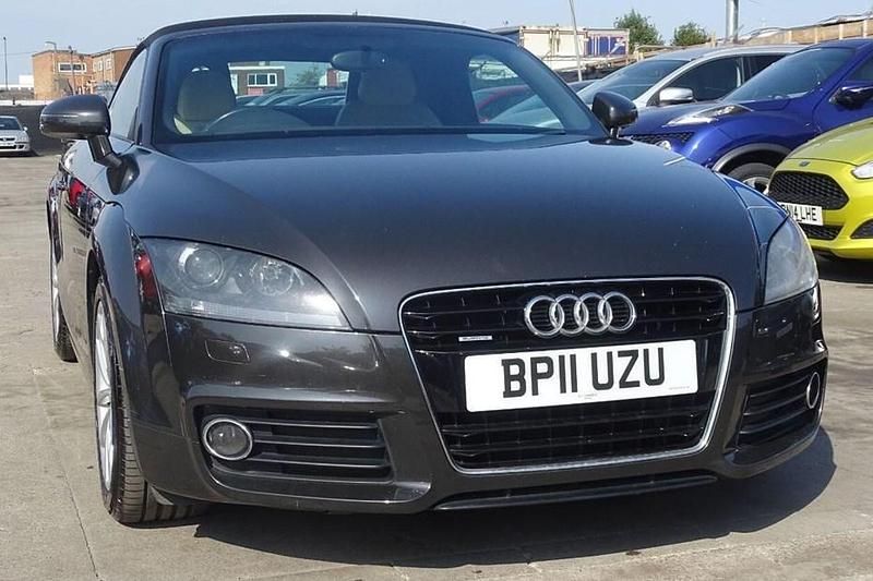 Used Audi TT Roadster Sport 170 HP (125 kW) 2011 Cabriolet