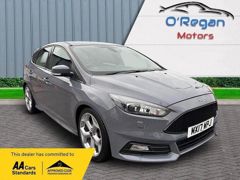 Grey Used 2017 Ford Focus ST Hatchback | £11,995 (Good price) - Image 1/4