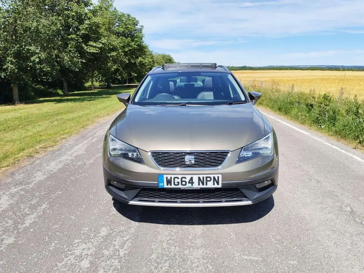 Used Seat Leon X-Perience SE Technology 184 HP (135 kW) 2015 Brown Estate