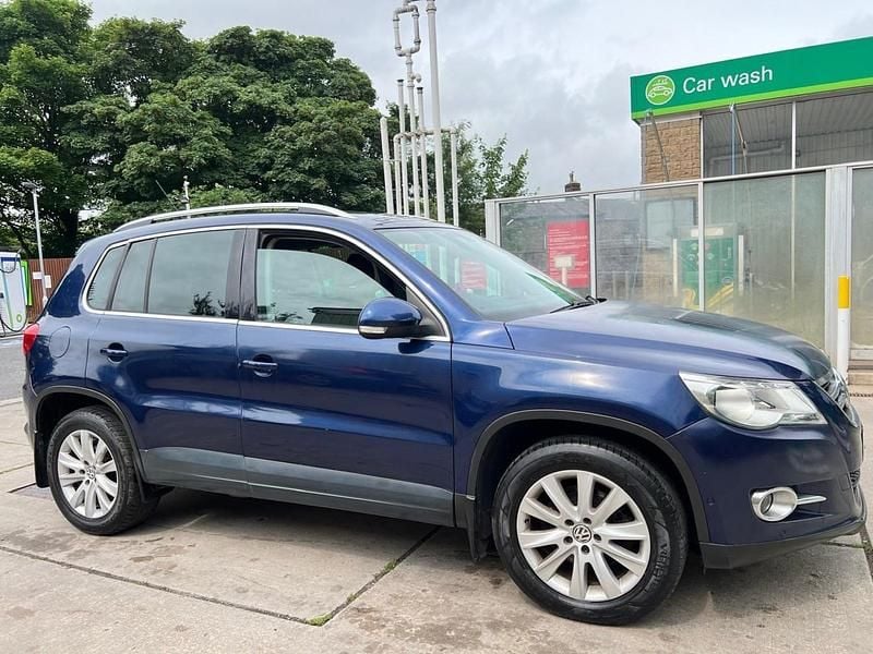 Begagnad VW Tiguan SE 2008 Blå SUV