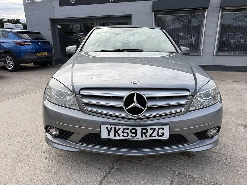 Begagnad Mercedes C220 2009 Silver Sedan