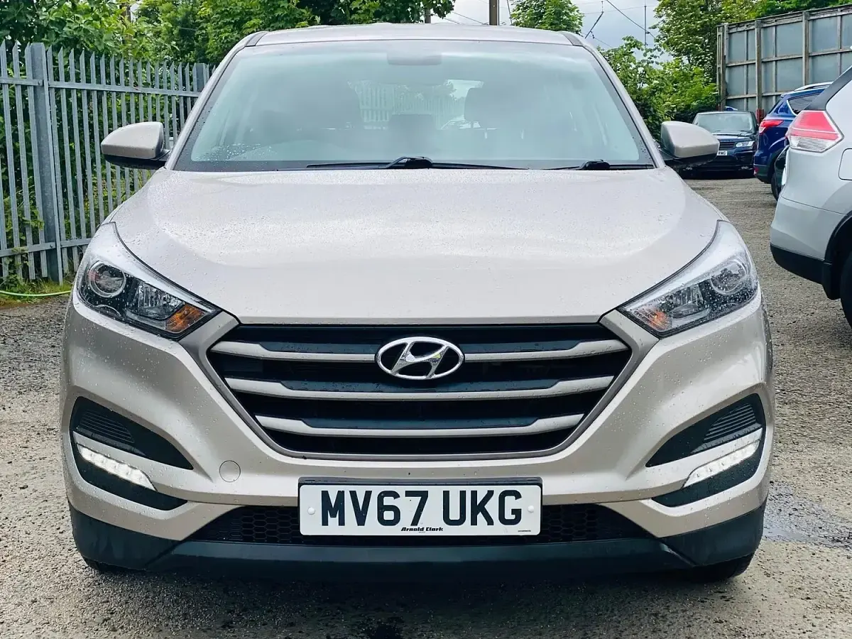 Used Hyundai Tucson 116 HP (85 kW) 2017 Beige SUV