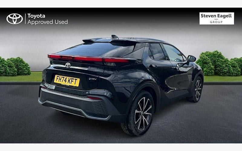 Used Toyota C-HR Design 140 HP (102 kW) 2026 SUV