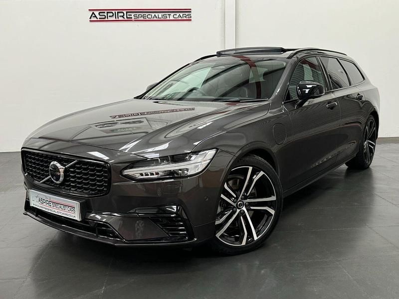 Grey Used 2022 Volvo V90 Ultimate Estate | £29,490 (Good price) - Image 1/4