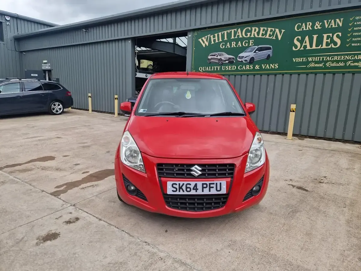 Used Suzuki Splash SZ4 94 HP (69 kW) 2014 Red Hatchback