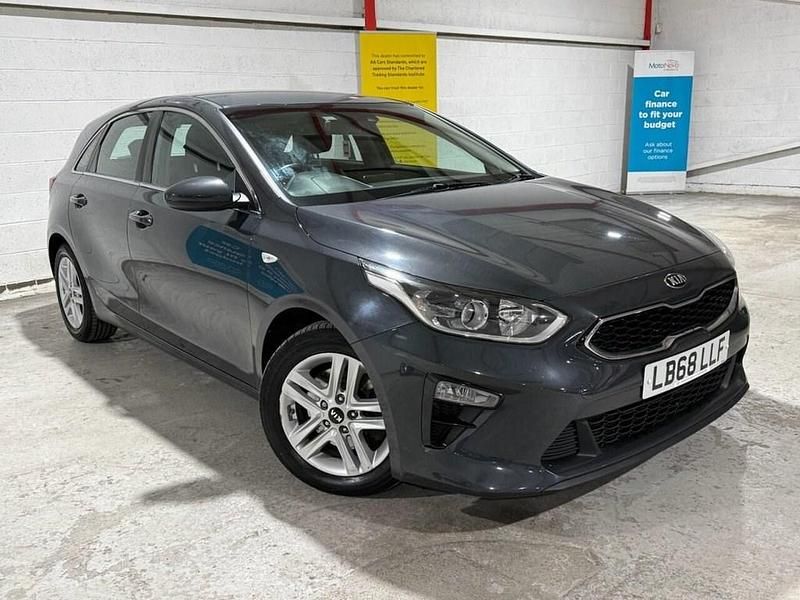 Used Kia Ceed 114 HP (83 kW) 2019 Grey Hatchback