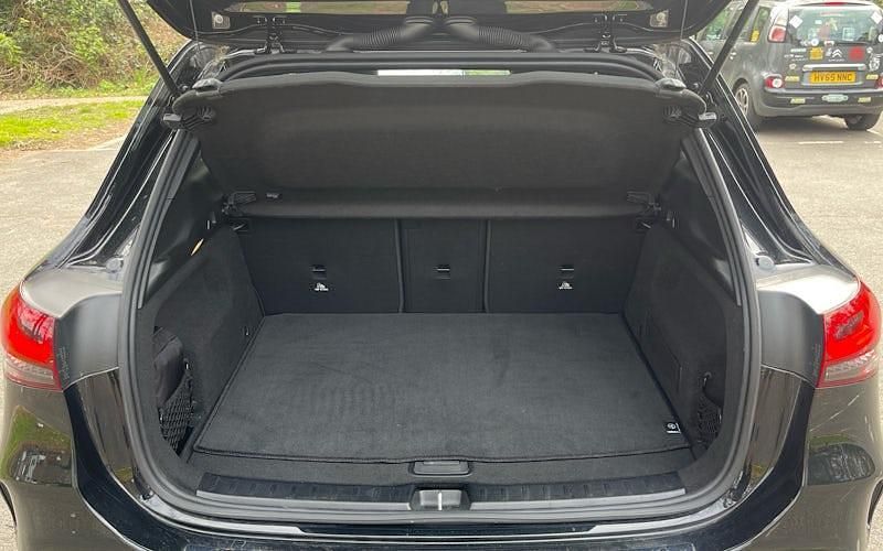 Used Mercedes GLA220 AMG Line Premium Plus 190 HP (139 kW) 2021 Black SUV