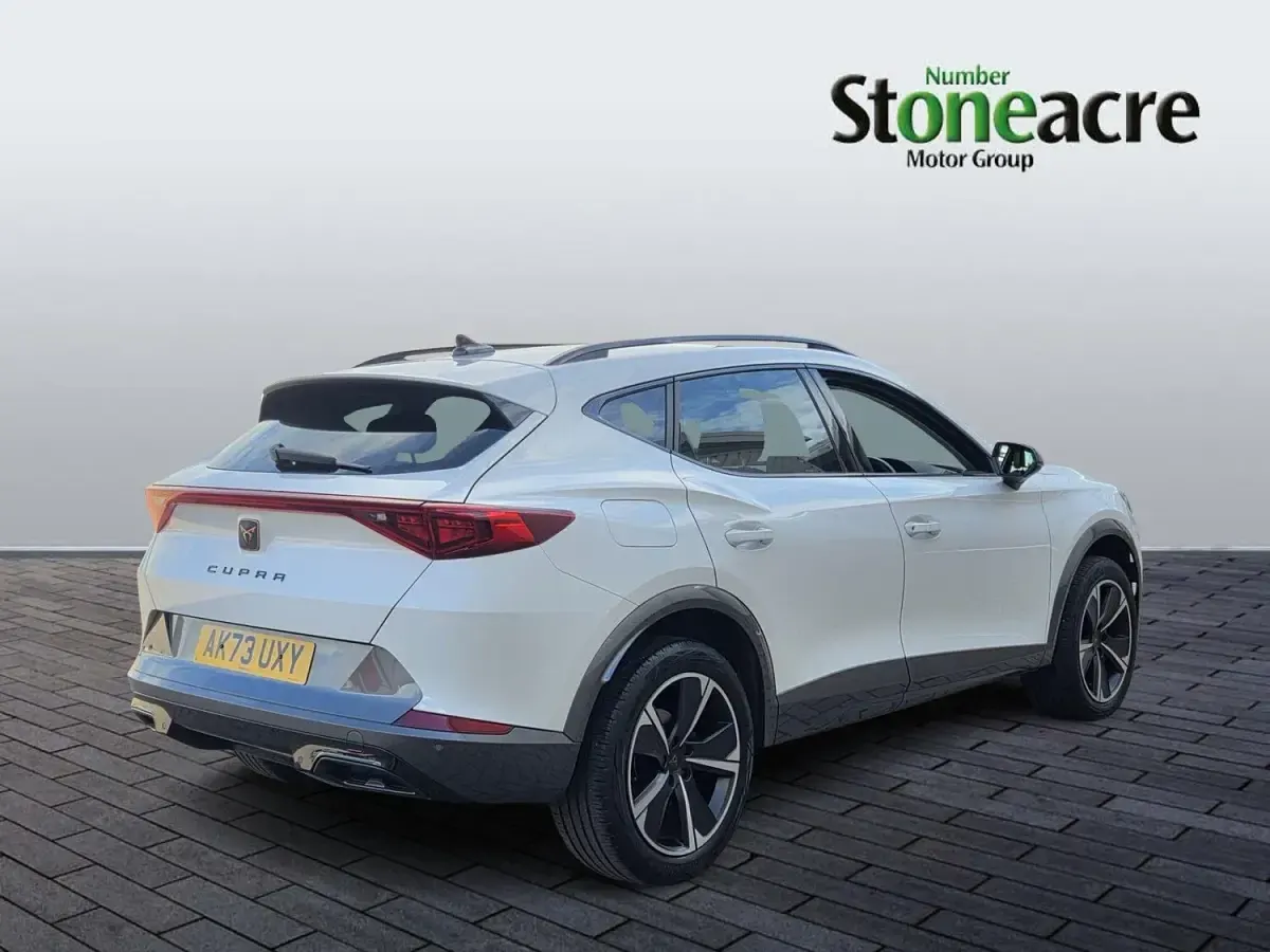 Used Cupra Formentor 150 HP (110 kW) 2023 White SUV
