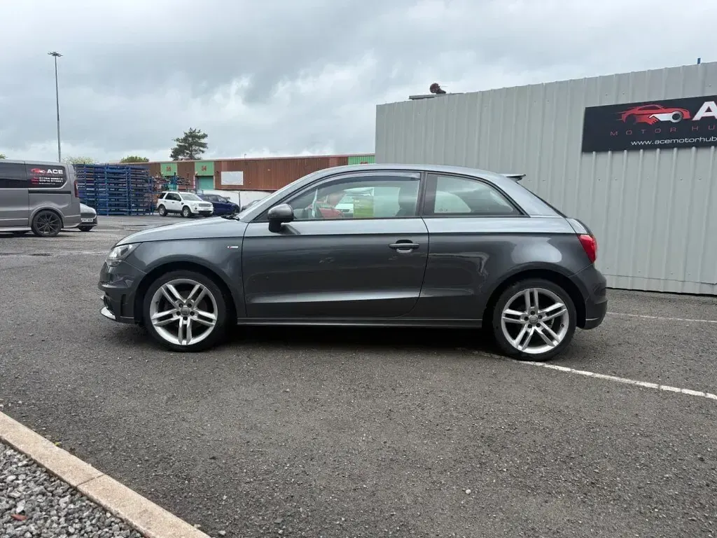 Used Audi A1 S-Line 122 HP (89 kW) 2012 Grey Hatchback