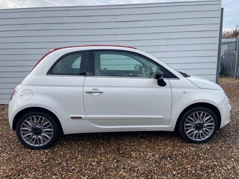 Used Fiat 500C Lounge 69 HP (50 kW) 2015 White Cabriolet