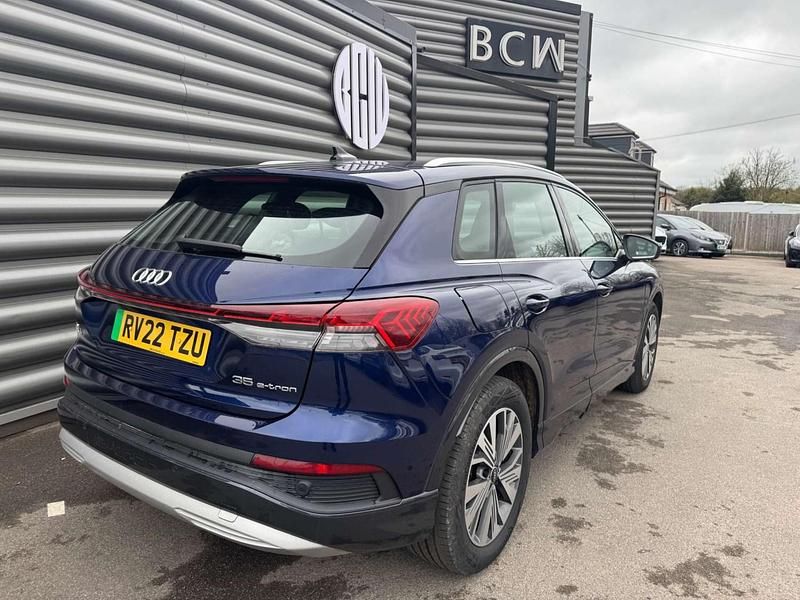 Used Audi Q4 e-tron Sport 125 kW (170 HP) 2022 Blue SUV
