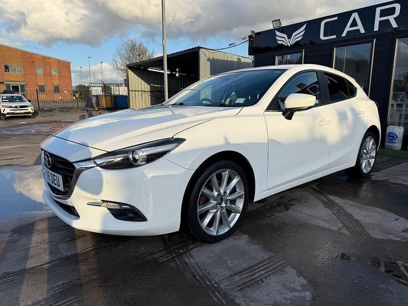 Used Mazda 3 Inclusive 2018 White Hatchback