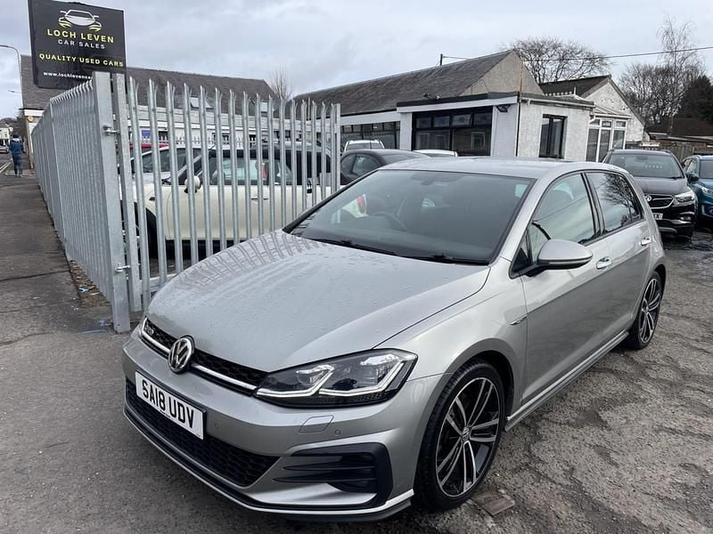 Używany VW Golf VII GTD 184 KM (135 kW) 2018 Srebrny Hatchback