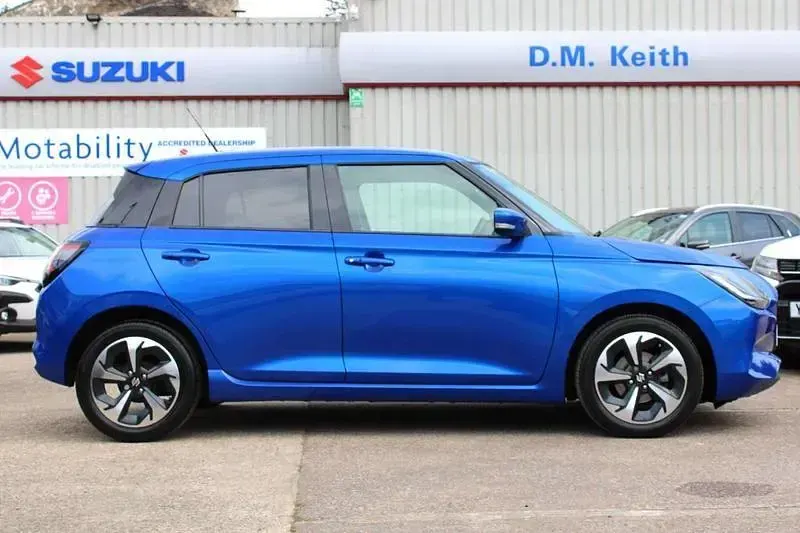 Used Suzuki Swift 82 HP (60 kW) 2024 Blue Hatchback