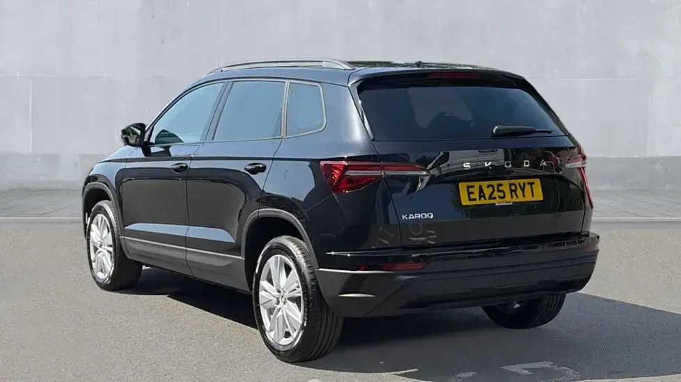 Used Skoda Karoq SE 150 HP (110 kW) 2025 Black magic pearl effect SUV