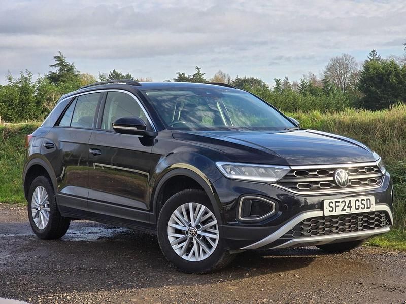 Black Used 2024 VW T-Roc Life SUV | £18,299 (Good price) - Image 1/4