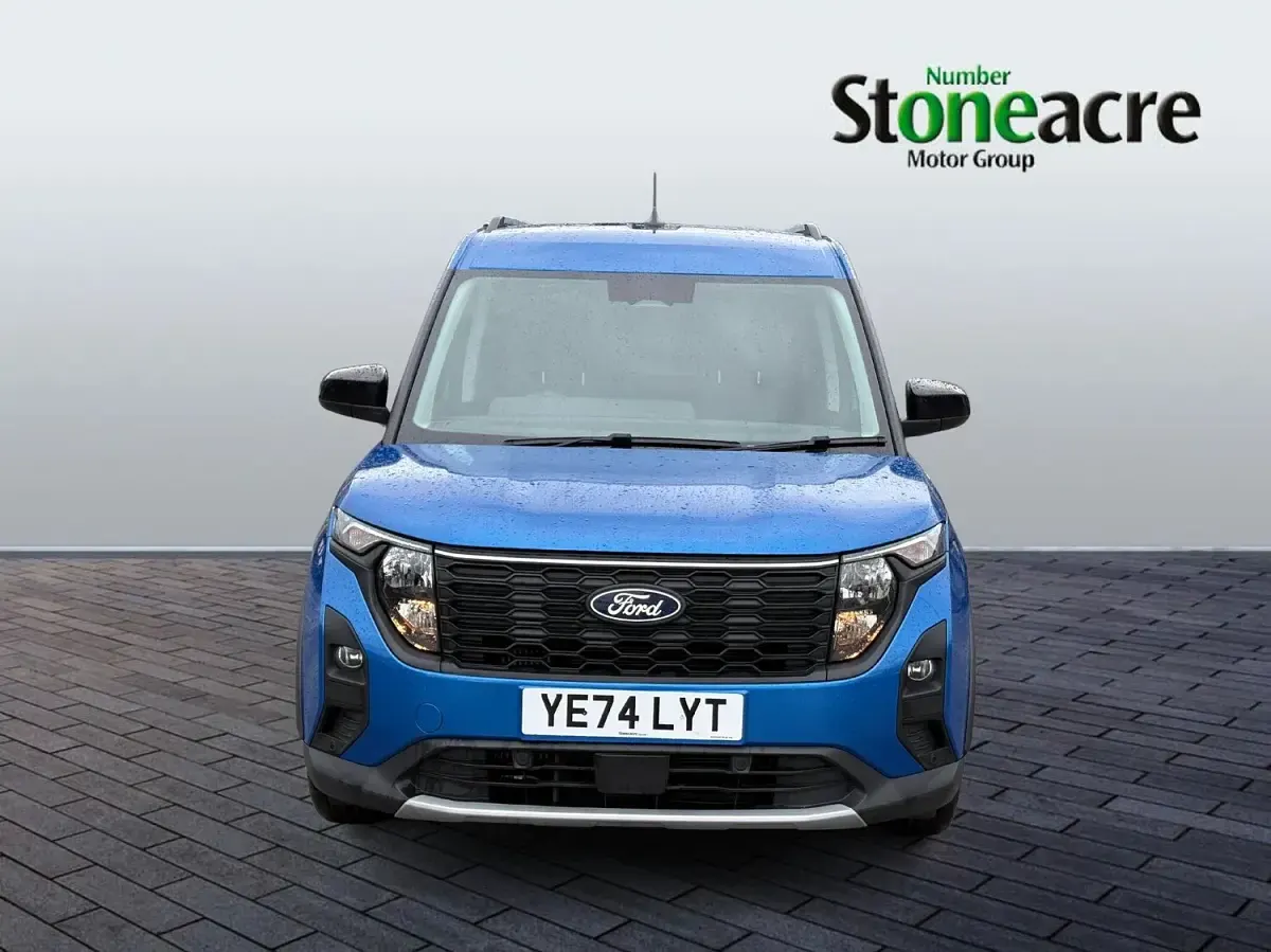 Used Ford Transit Courier Active 125 HP (91 kW) 2024 Blue Van