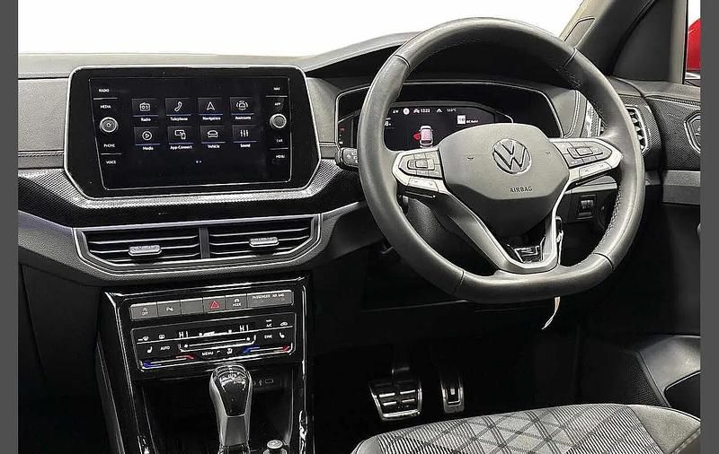 Used VW T-Cross R-line 115 HP (84 kW) 2025 Red SUV