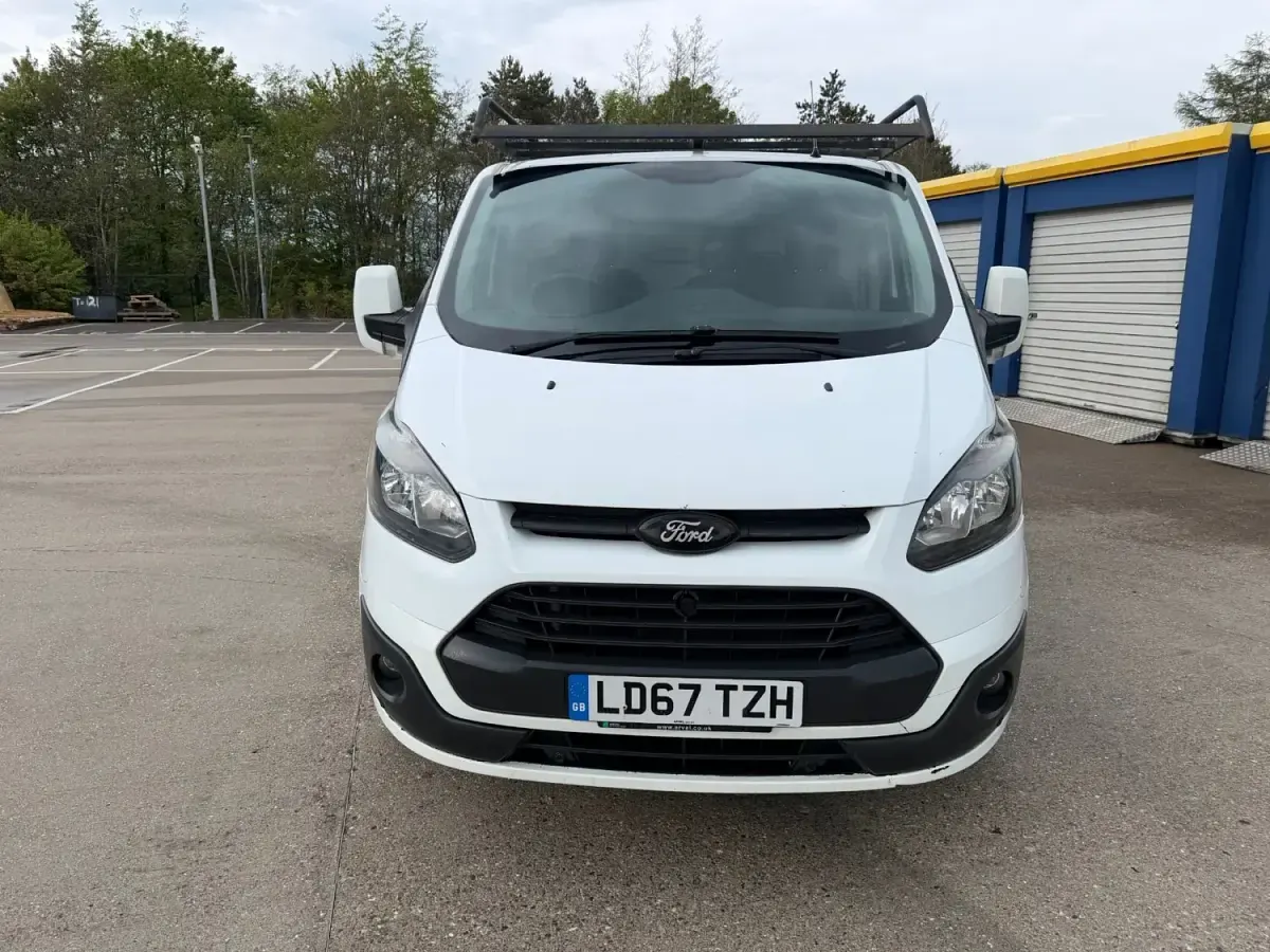 Używany Ford Transit Custom 105 KM (77 kW) 2018 Biały Van